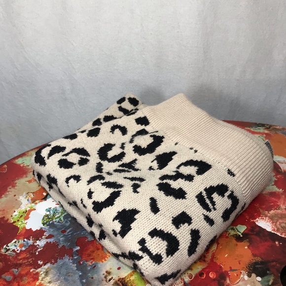 Chicwish Once Upon a Time Leopard Knit Midi - Picture 6 of 8